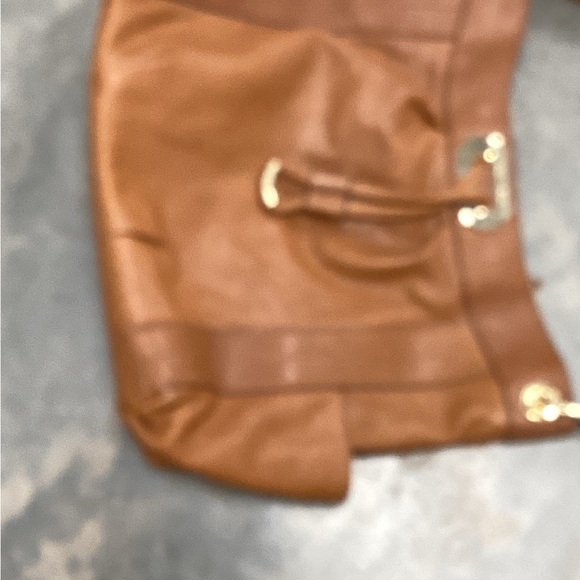 This is Michael kros - Picture 4 of 15